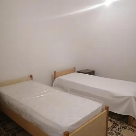 Casa Garri' Sciconi Di *