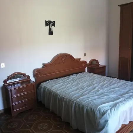 Casa Garri' Sciconi Di Casa de Férias